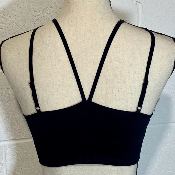 Itzon Strappy Black Sports Bra Small/Medium - Picture 5 of 11